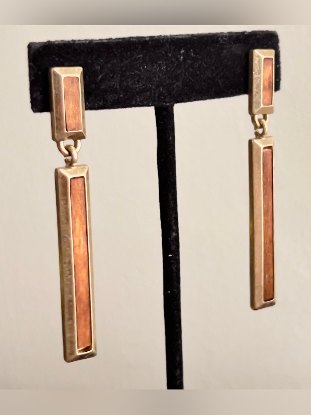 Marlyn Schiff VTG Gold Bark Textured Geometric Linear Bar Drop Earrings  2.25” L